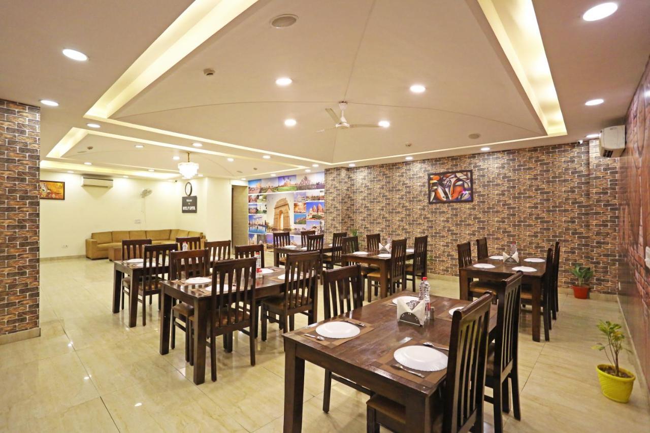 Hotel D'Capitol - Delhi Airport Nova Deli Exterior foto